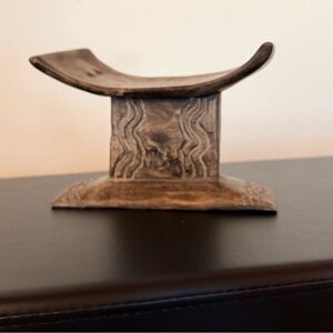 Decorative Wooden Headrest